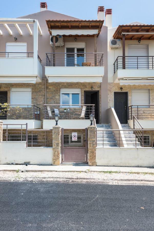 Nikiti Maisonette On The Beach By Luxlikehome Nikiti (Sithonia) Bagian luar foto